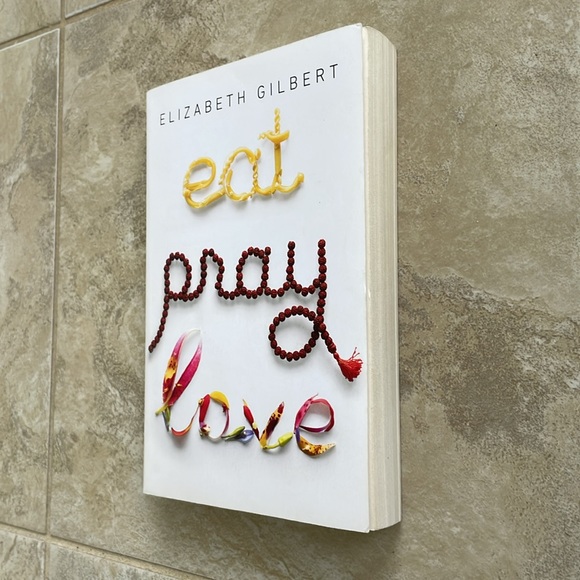 UEC Used excellent condition Paperback EAT PRAY LOVE - Picture 5 of 5
